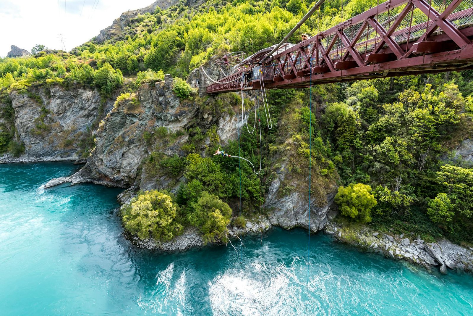 best-countries-for-adventure-travel-1-new-zealand