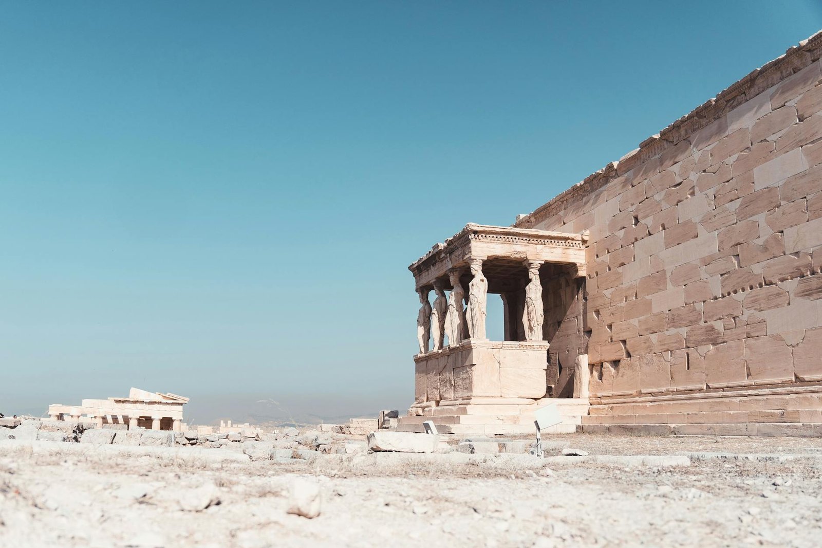 best-countries-for-history-lovers-2-greece